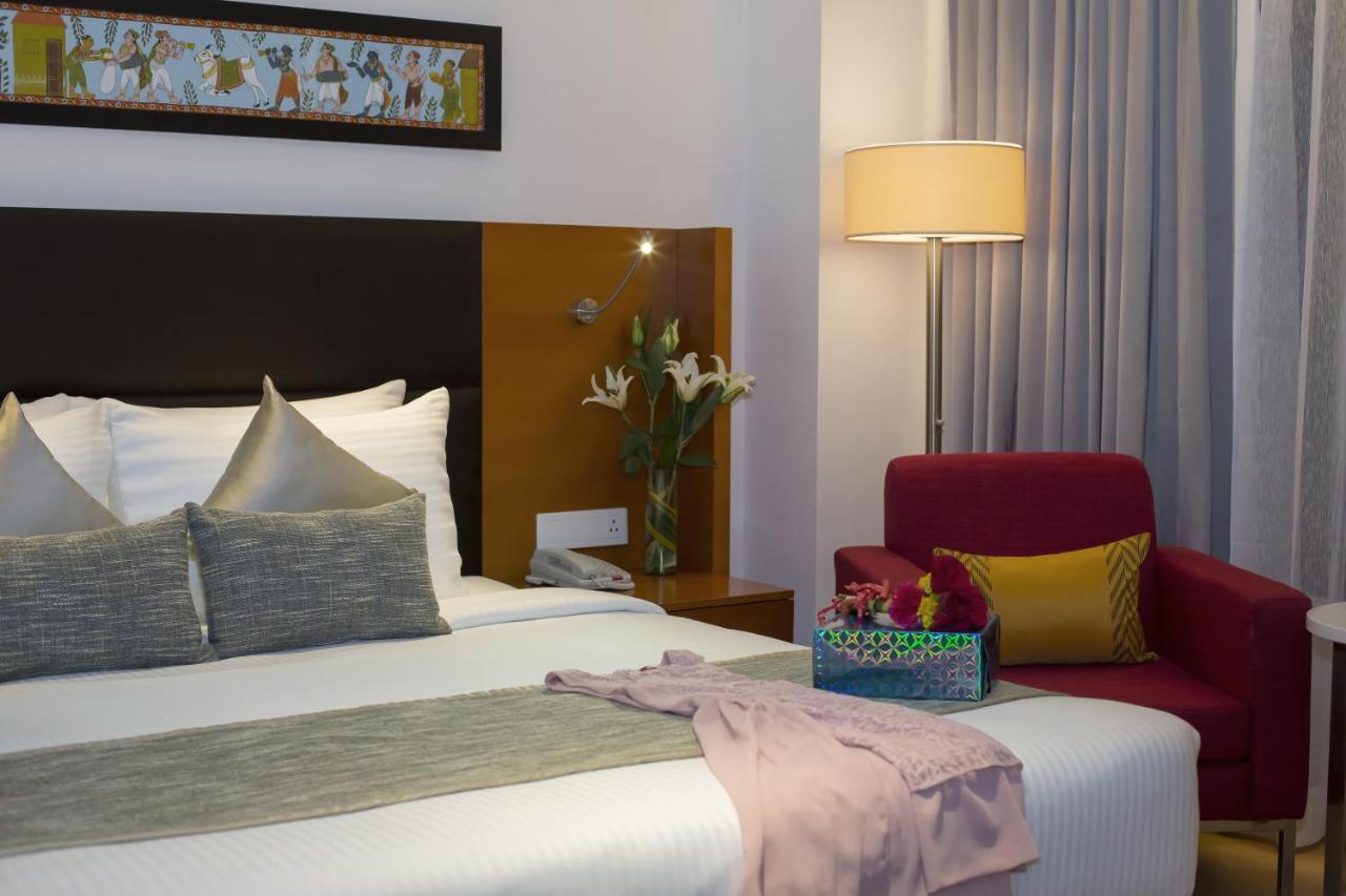Mercure Hyderabad Kcp Banjara Hills, An Accor Hotel Dış mekan fotoğraf A room at the hotel