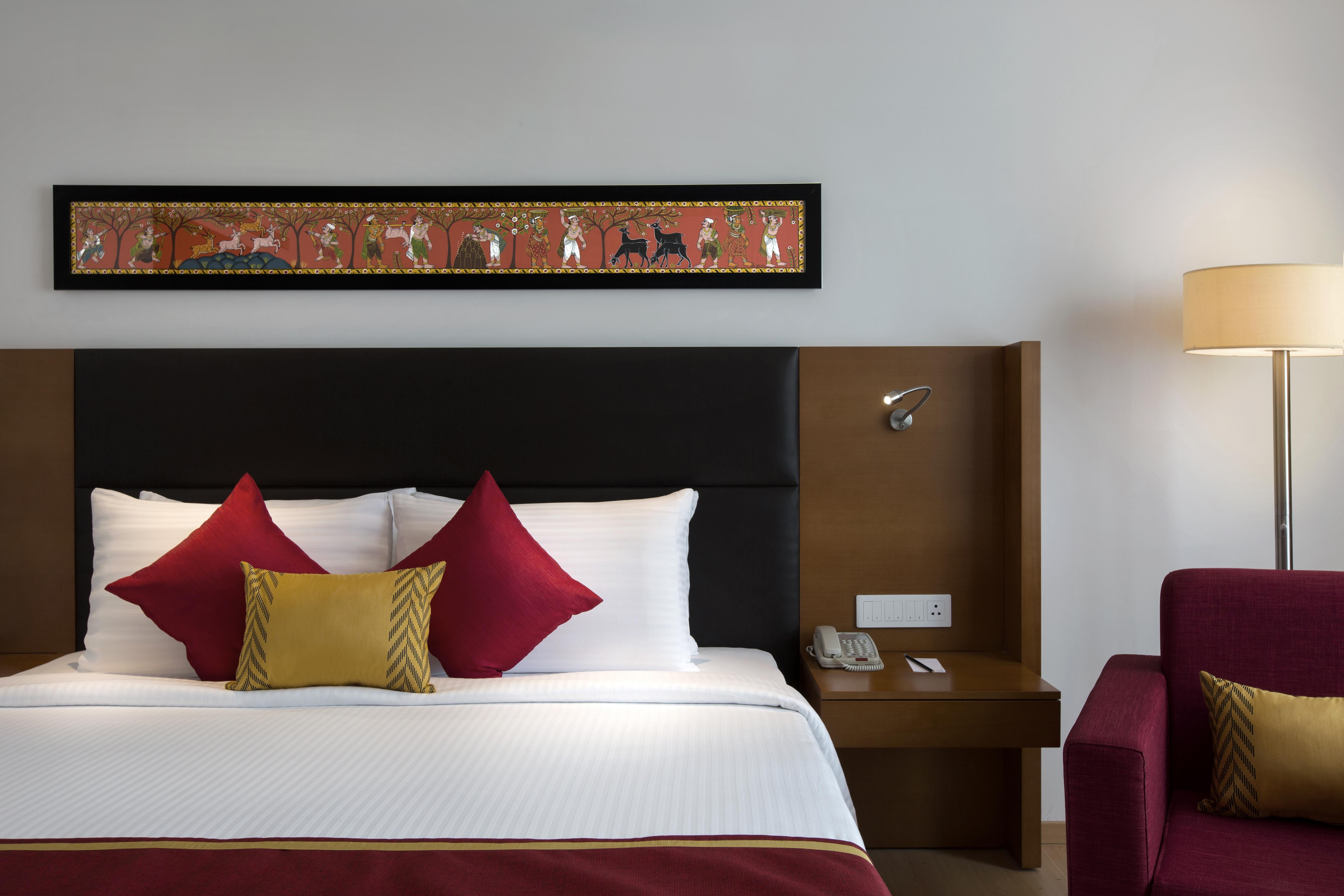 Mercure Hyderabad Kcp Banjara Hills, An Accor Hotel Dış mekan fotoğraf A room at the Taj Bengal