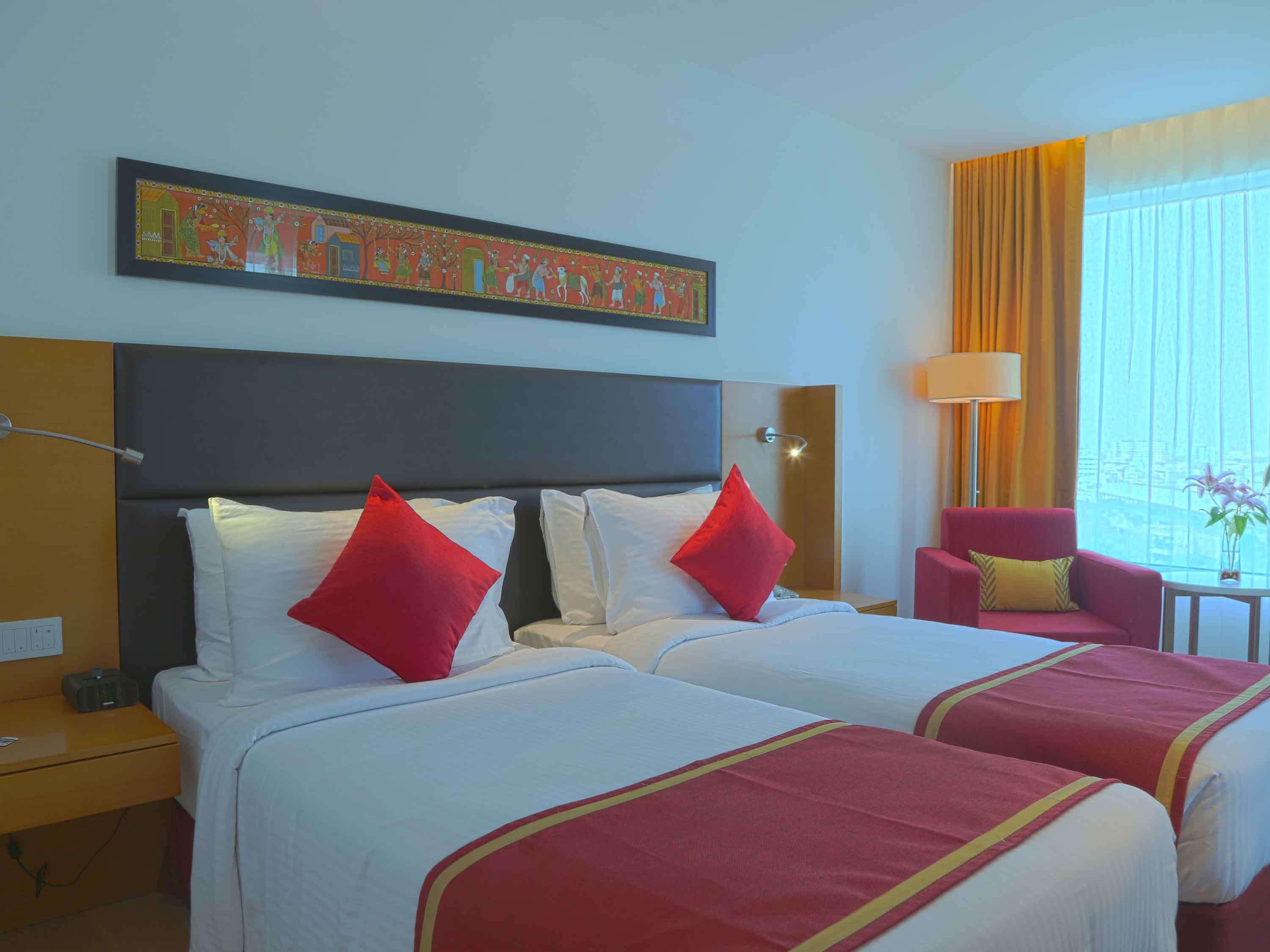 Mercure Hyderabad Kcp Banjara Hills, An Accor Hotel Dış mekan fotoğraf A room at the hotel
