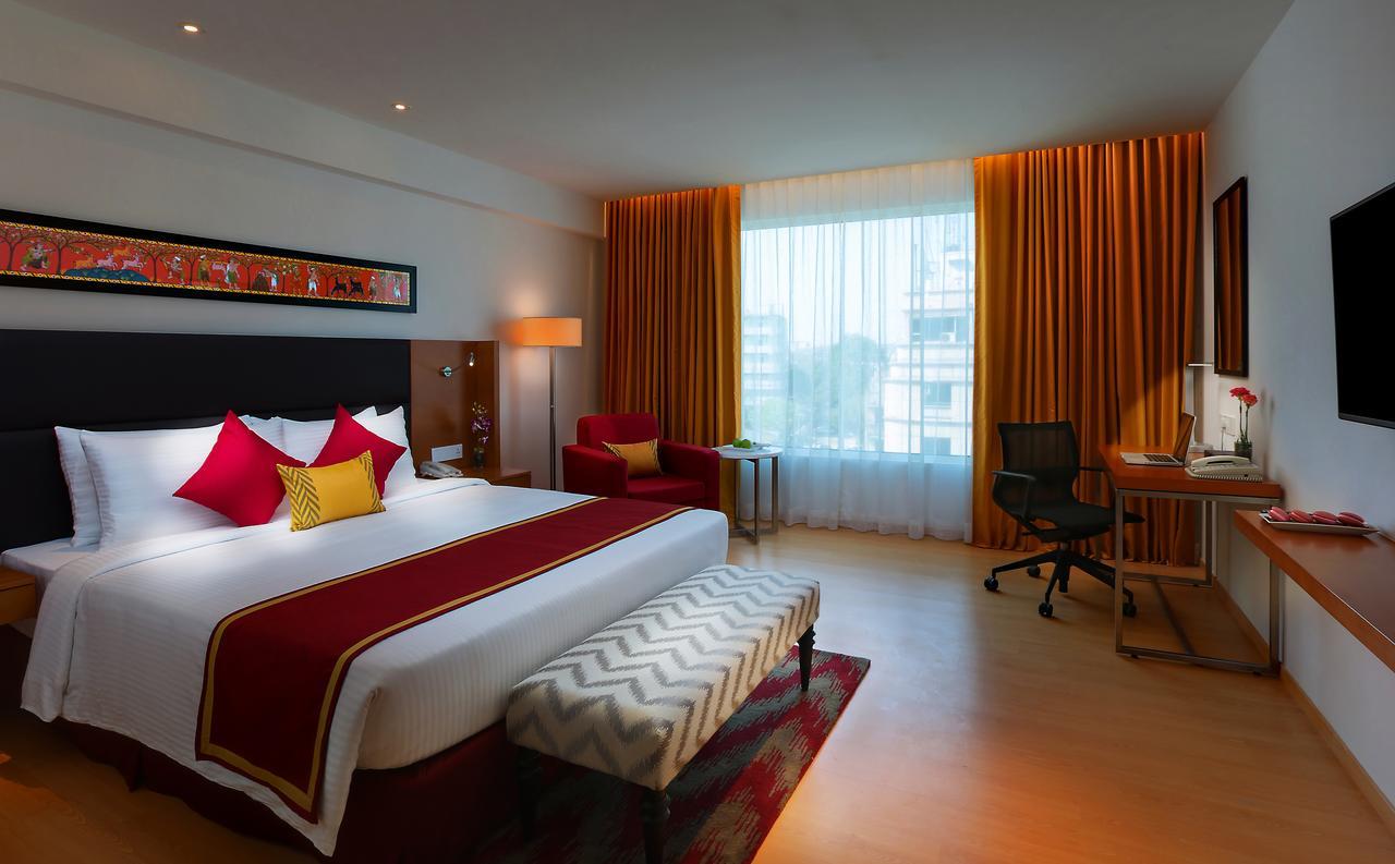 Mercure Hyderabad Kcp Banjara Hills, An Accor Hotel Dış mekan fotoğraf